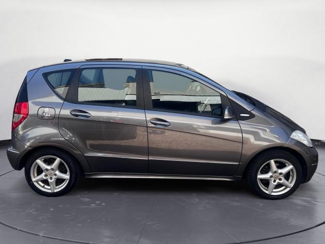 Mercedes-Benz Classe A A200 AVANTGARDE - 2.0 BENZINA 136CV - CAMBIO AUTOMATICO - NON RICONDIZIONATA - Foto 4
