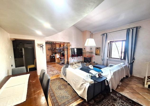Orvieto centro - Appartamento con vista, magazzino e area esterna privata in vendita in pieno centro storico - Foto 6