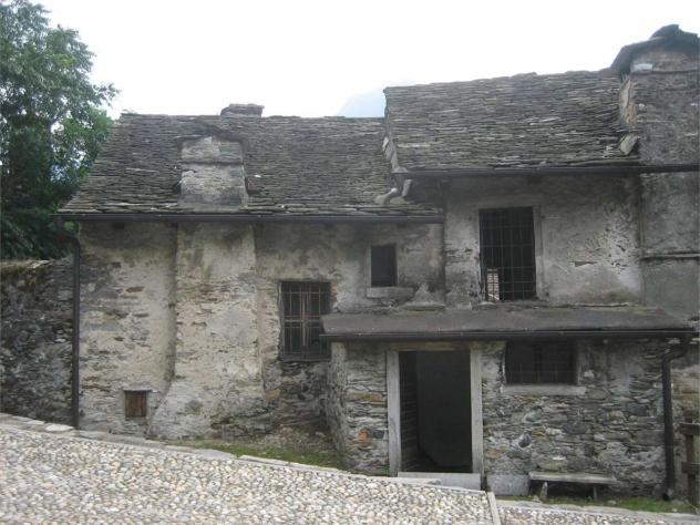 V000109 - CASA STORICA CON GIARDINO - Foto 4