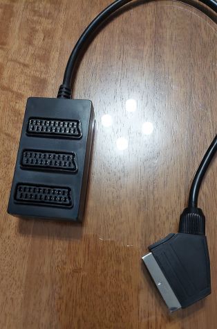 presa scart multipla con 3 ingressi come nuova - Foto 2