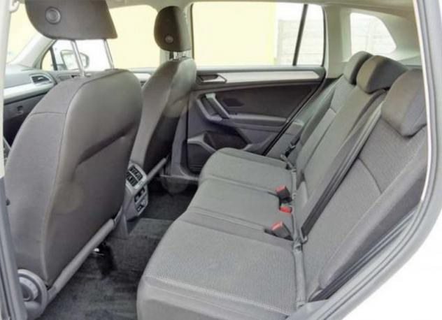 VOLKSWAGEN Tiguan 1.6 TDI SCR Urban BlueMotion Technology rif. 15353672 - Foto 6