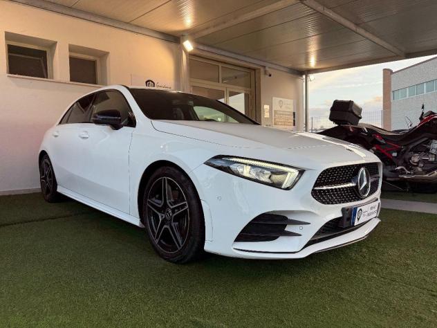 MERCEDES - Classe A A 200 d Premium Night edition auto - Foto 3
