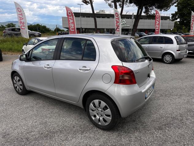 Toyota Yaris 1.3 5 porte - Foto 6