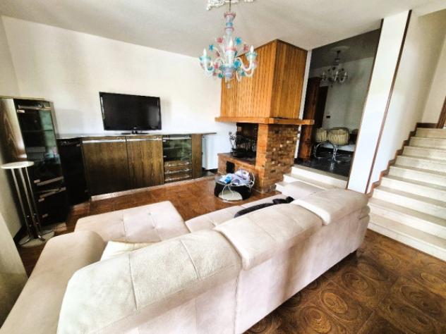 Villa di 205 m² con più di 5 locali e box auto doppio in vendita a Spinea - Foto 3