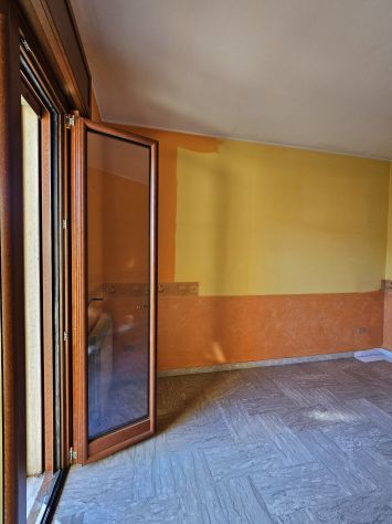VENDESI APPARTAMENTO CON ASCENSORE, GARAGE E CANTINA IN VIA EMILIA, 7 – VENOSA - Foto 8
