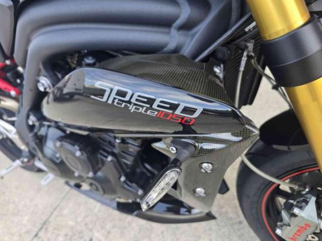 TRIUMPH Speed Triple 1050 / R Export Video 360 rif. 24039644 - Foto 6