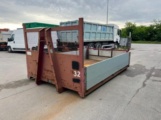 CONTAINER SCARRABILE A PIANALE CON SPONDE rif. 23931811