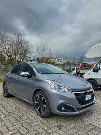 Peugeot 208 Signature BlueHDi 102cv S/S 5 PORTE - Foto 3