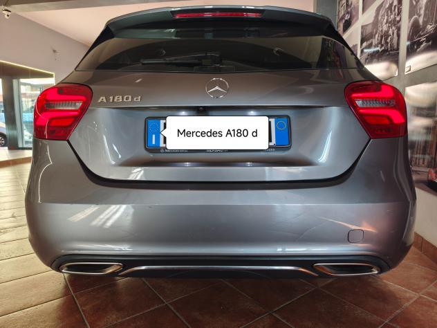 Mercedes-benz A 180 d Sport 1.5 diesel 110CV - Foto 4