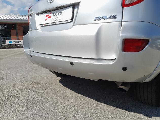 Toyota RAV4 III 2.2 d-4d Luxury 177cv - Foto 3