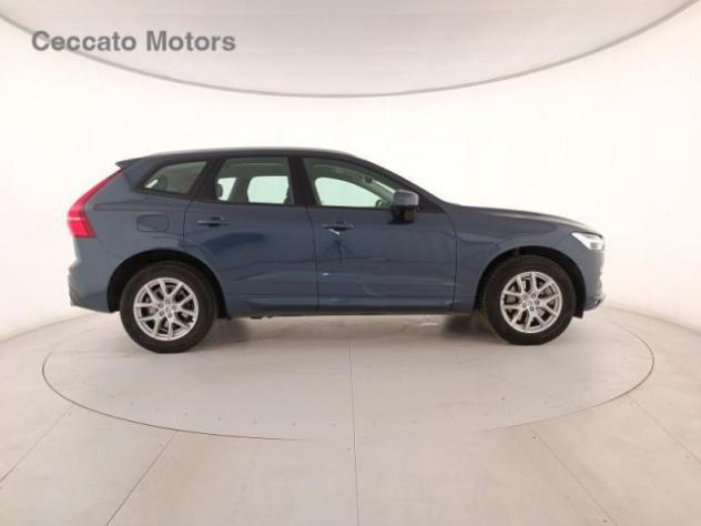 VOLVO XC60 B4 (d) AWD Geartronic Momentum rif. 20381180 - Foto 3