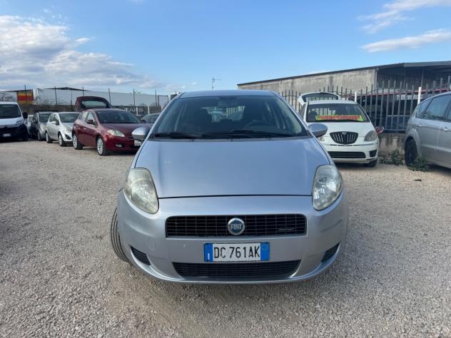 Fiat Grande Punto 1.3 MJT 75 CV 5 porte Dynamic - Foto 3