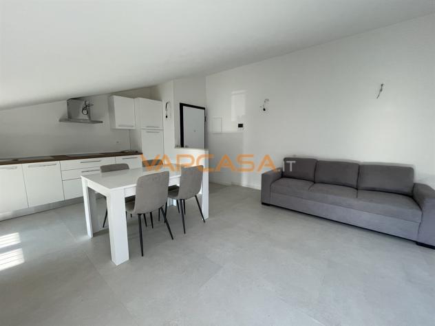 APPARTAMENTO IN CLASSE A COMPLETAMENTE RISTRUTTURATO - Foto 4