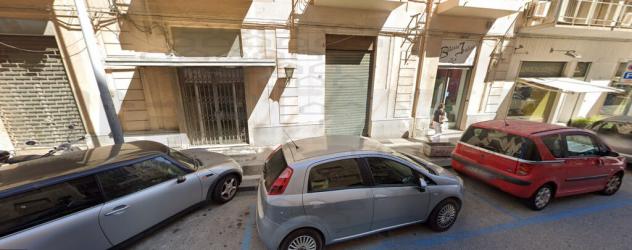IMMOBILE COMMERCIALE di 7 vani e di 500 mq (MESSINA) rif. 2LS16525