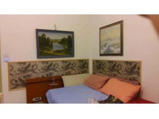 Room in Via Giuseppe Mezzofanti, Bologna for 105 m² with 4 bedrooms