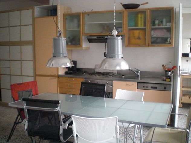 1 CAMERA DOPPIA CON BAGNO AUTONOMO 500 euro spese incluse - Foto 4