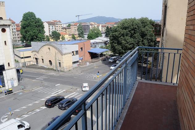 Stanza in appartamento in affitto a Torino - Foto 8