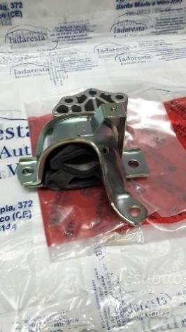 Supporto motore dx abarth 500 / 595 / 695 51820350 - Foto 3