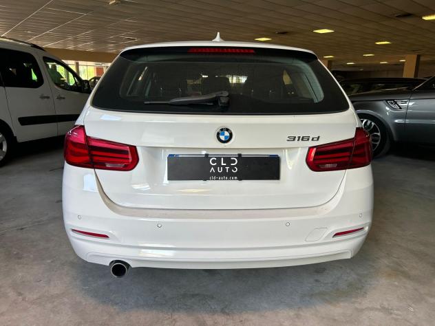 BMW Serie 3 316d Luxury Touring - Foto 5