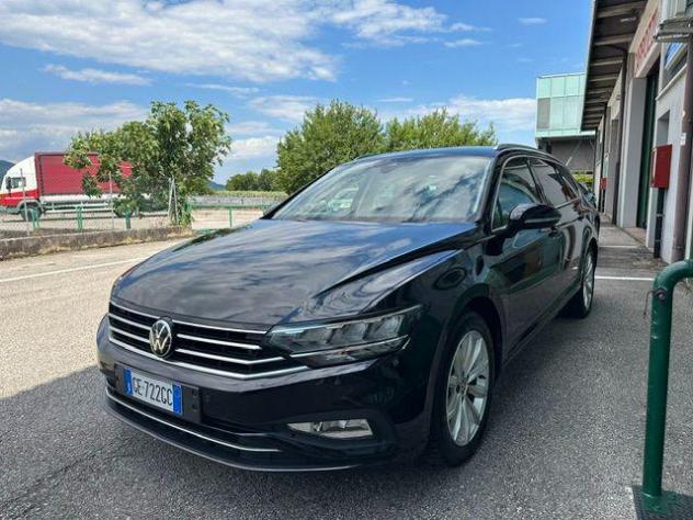 VOLKSWAGEN Passat Variant 2.0 TDI SCR EVO DSG Business rif. 23883769 - Foto 3
