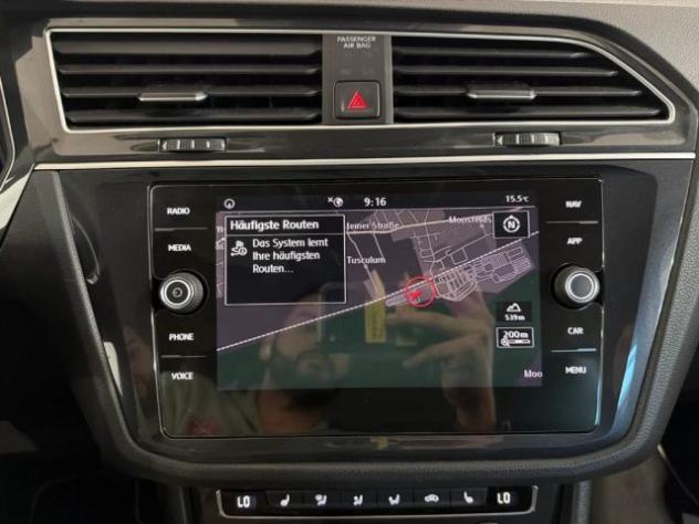 VOLKSWAGEN Tiguan 1.5 TSI 150 CV DSG Highline BlueMotion Technology rif. 24138629 - Foto 9