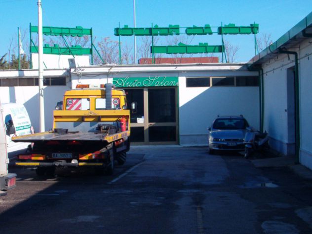 BOX, LOCALI E CAPANNONI DAI 15 MQ AI 400 MQ VIGILATI E VIDEOSORVELGIATI H24 - Foto 8