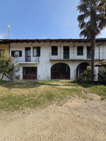 Cascinale Panoramico con magazzini box , stalla e 15.000 mq di terreni agricoli Luserna San Giovanni - Foto 5
