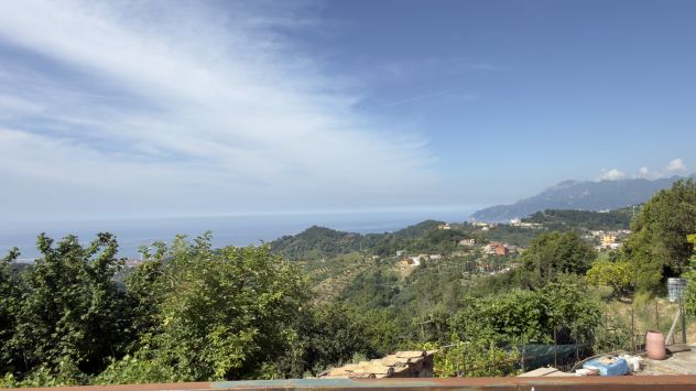 APPARTAMENTO RISTRUTTURATO SU DUE LIVELLI E VISTA MARE - Foto 2