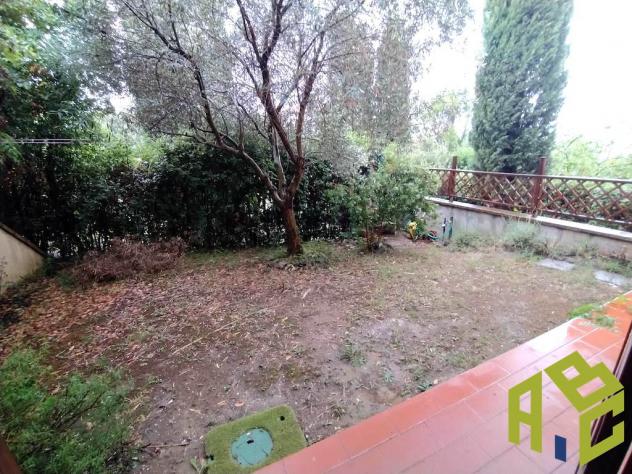 Pomaia - Rif. R1484. In campagna, a 1 km c.ca dal centro abitato di Pomaia e adiacente l'istituto Lama Tzong Khapa. Appartamento con ingresso indipend - Foto 3