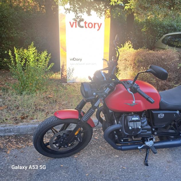 Moto Guzzi V7 STONE - Foto 4