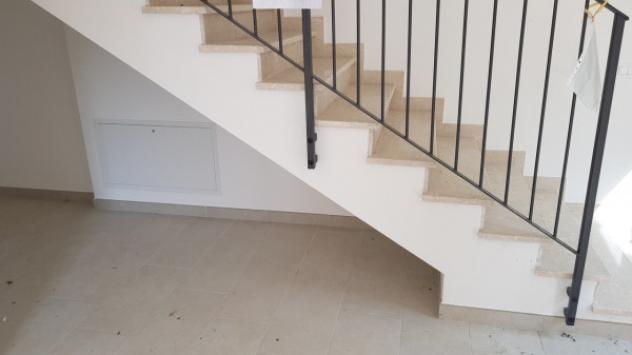 Casa indipendente di 235 m² con 5 locali e box auto in vendita a Novi di Modena - Foto 9