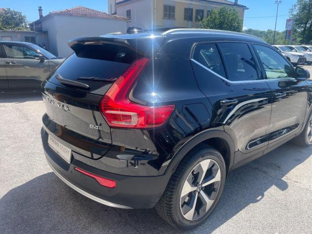 VOLVO - XC40 - B4 AWD Geartronic Ultimate Bright - Foto 5