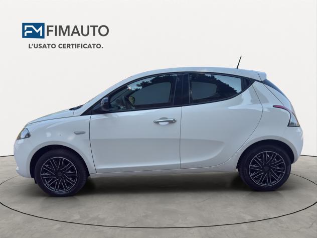 Lancia Ypsilon 1.0 FireFly 5 porte S&S Hybrid Gold - 2023 - Foto 3
