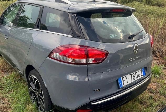 Renault Clio Sporter dCi 8V 90 CV Moschino Intens - Foto 4