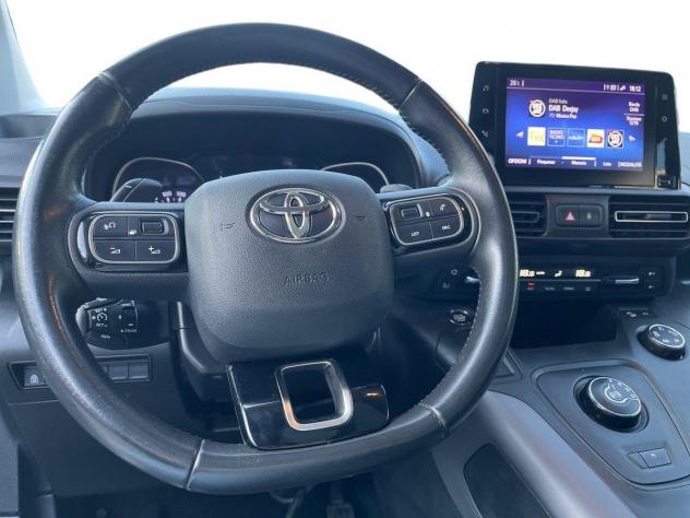 Toyota Proace City Verso 1.5D 130Cv S&S A/T L1 D Luxury - Foto 7