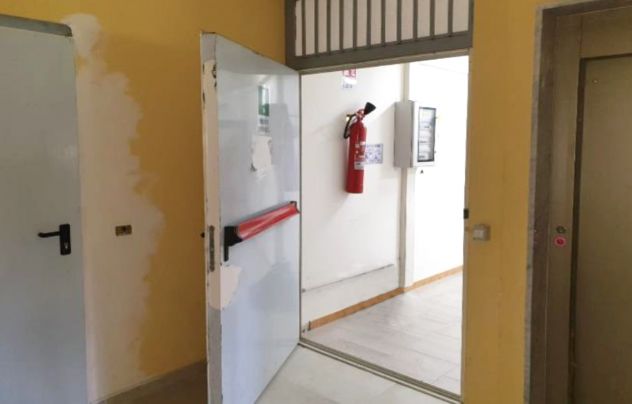 Laboratorio artigianale nel 'condominio elettra'