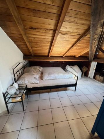 PIGNETO GRAZIOSO BILOCALE ARREDATO BEN COLLEGATO - Foto 8