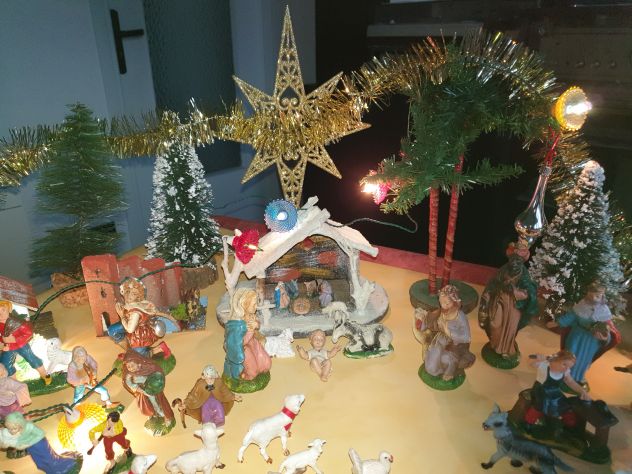 PRESEPE NATALIZIO da 104 pezzi. - Foto 4