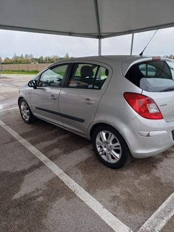 Opel Corsa 1.2 5 porte Easytronic Cosmo adatta a neopatentati - Foto 5