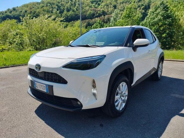 Toyota Yaris Cross 1.5H (116 CV) E-CVT Business AWD-i - Foto 3