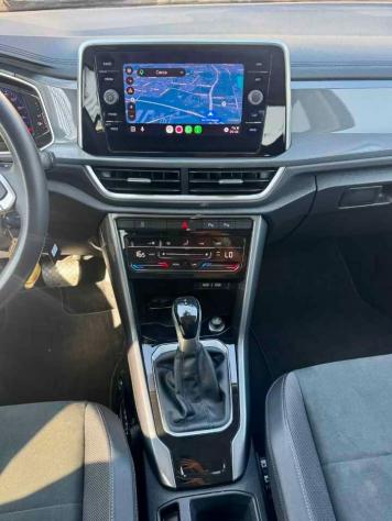 Volkswagen T-Roc 1.5 TSI ACT DSG Style 150 CV - Foto 4
