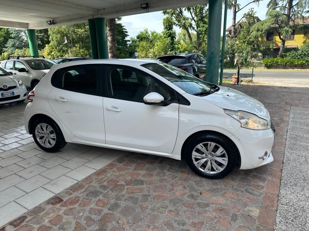 Peugeot 208 1.2 VTi 82 CV - Foto 4
