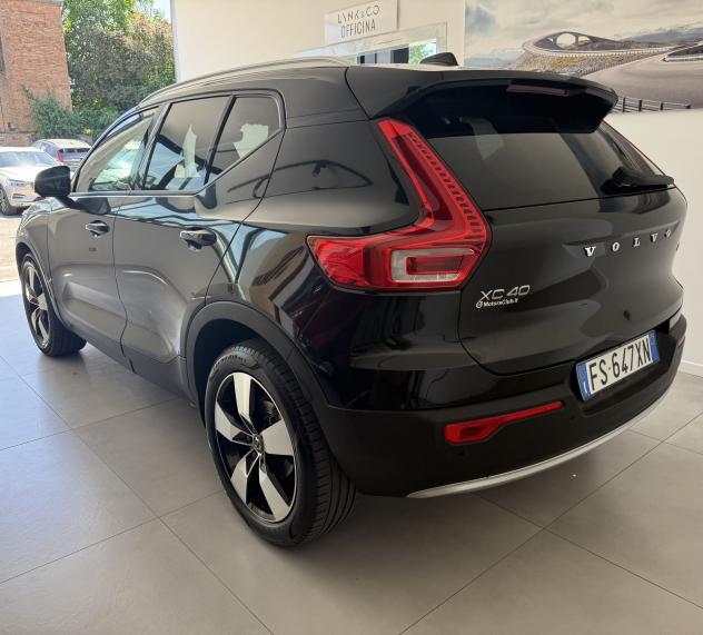 Volvo XC40 D3 Geartronic Momentum - Foto 7