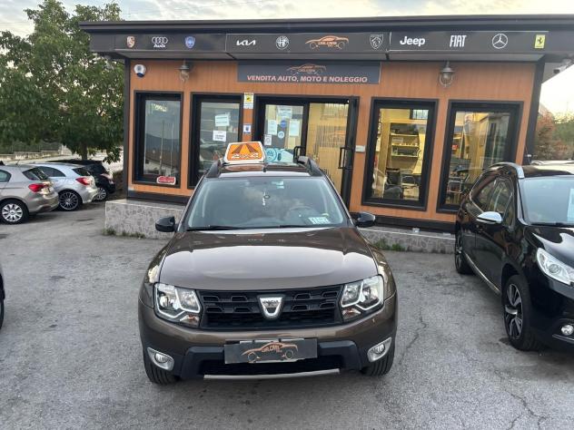 Dacia Duster 1.5 dCi 110 CV S&S 4x4 Serie Speciale Brave2 - Foto 5