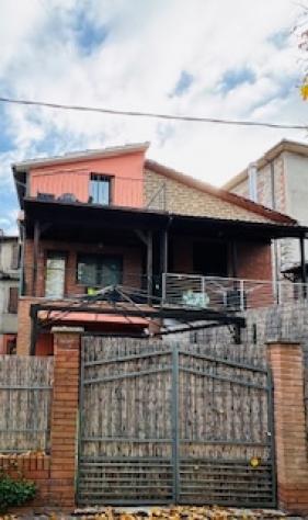 Magione - Loc.Torricella – Lago Trasimeno. Casa indipendente adibita a B&B - Foto 2