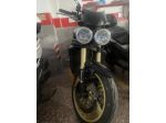 Triumph moto
