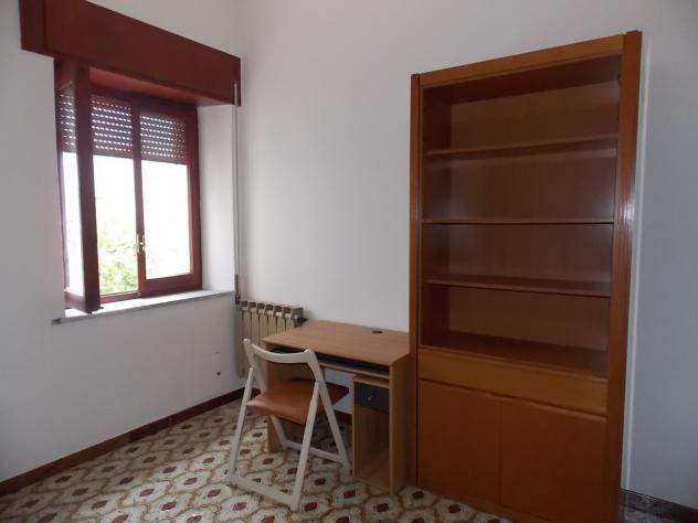 Stanza in appartamento in affitto a Catanzaro - Foto 2