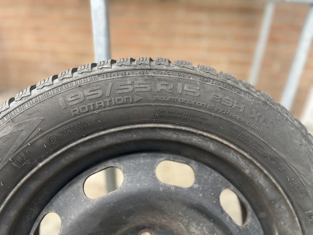 Kit Pneumatici Invernali Nokian + Cerchi - Foto 2