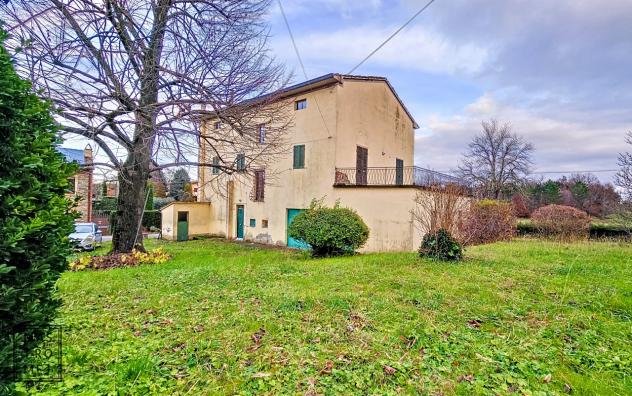 CASALE di 10 vani e di 300 mq (CASTELFRANCO DI SOTTO) rif. 3547