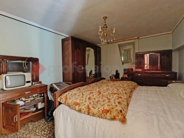 Rustico / Casale di 214 m² con 4 locali e box auto in vendita a Invorio - Foto 9
